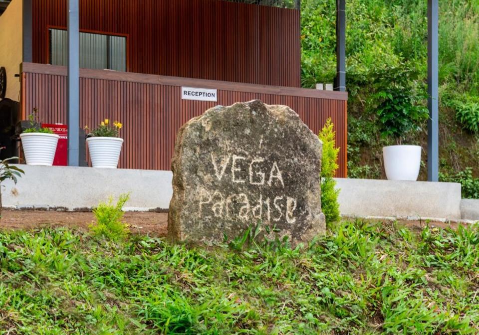 Vega Paradise Kanthalloor Exteriör bild